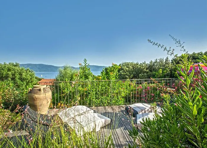 Arco Olmeto (Corsica)